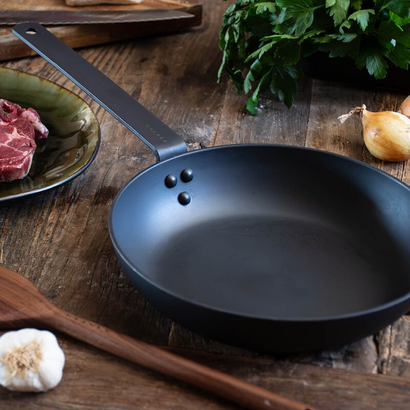 Satake Stekepanne karbonstål 24 cm