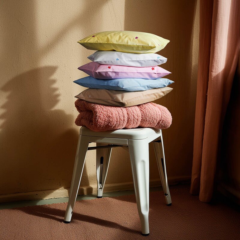 Juna Daisy sengetøy junior 100x140 cm gul