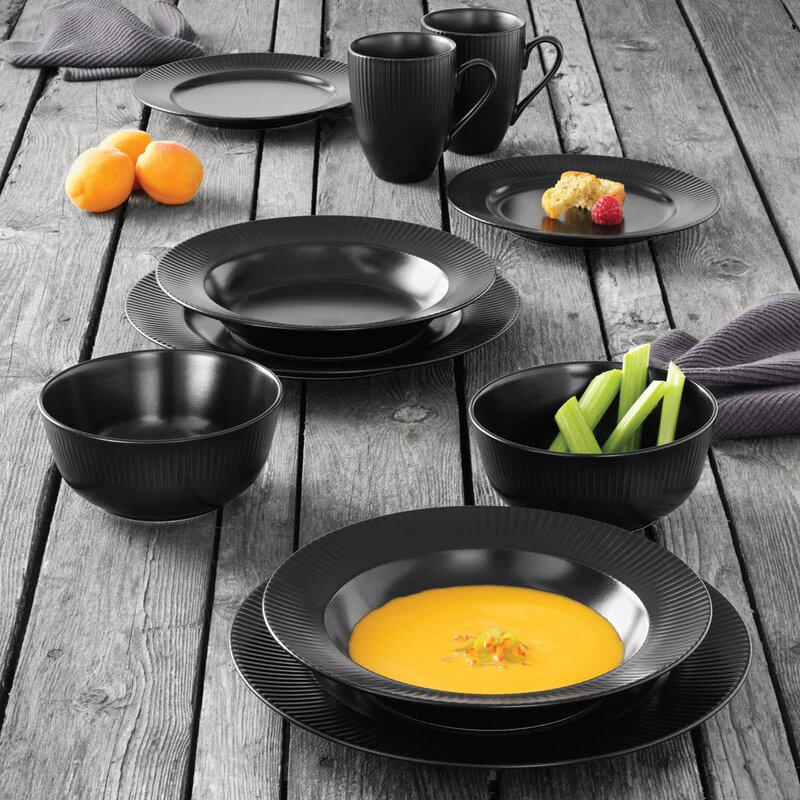 Aida Groovy stentøy middagstallerken 27 cm svart