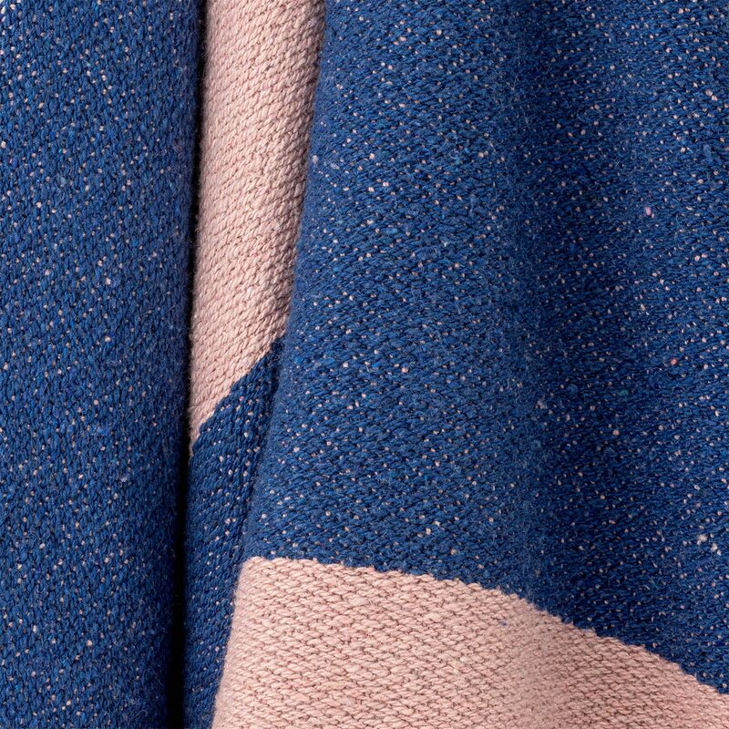 Bloomingville Pledd Cadeo 160x130 cm blå