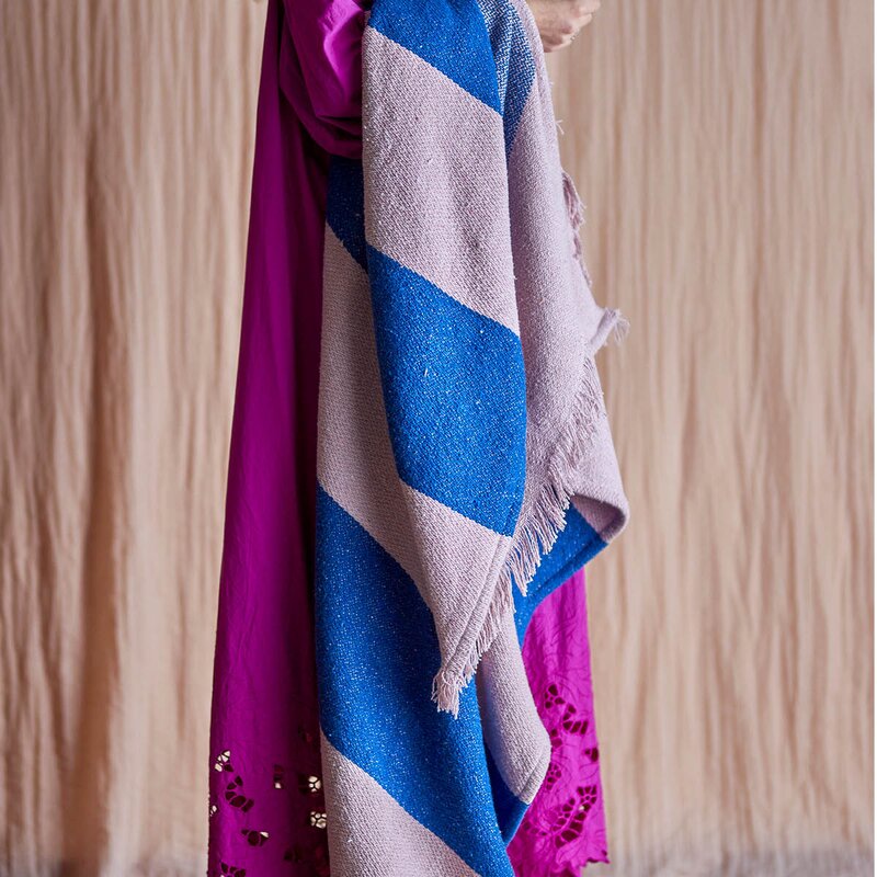 Bloomingville Pledd Cadeo 160x130 cm blå