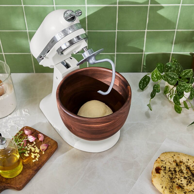 KitchenAid Artisan kjøkkenmaskin med løftearm 5KSM156WBEPL 4,7L porcelain