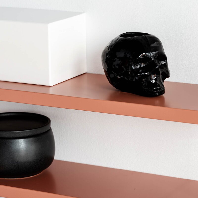 Kosta Boda Still Life skull lyslykt 8,5 cm svart
