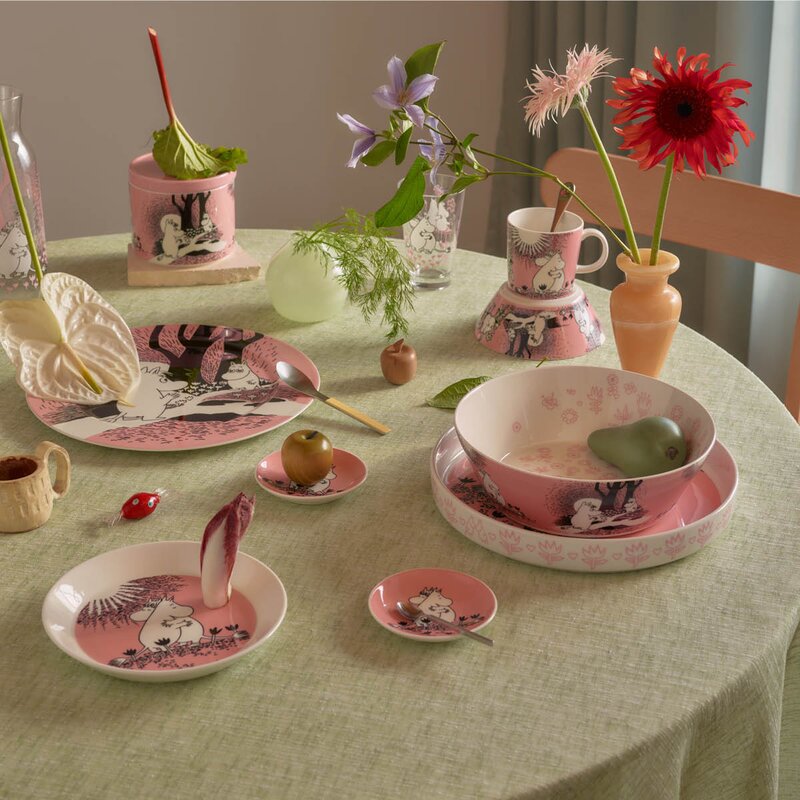 MoominArabia Mummi servisesett kopp og asjett Kjærlighet rosa