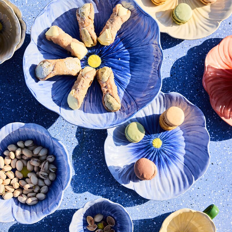 ByOn Poppy valmue skål M 18x6,5 cm blå