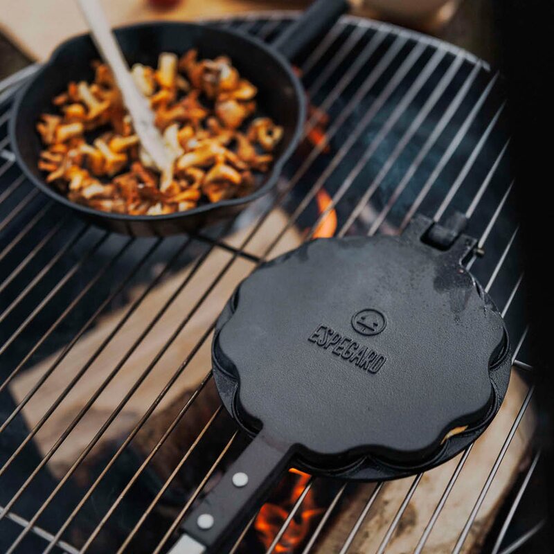 Espegard Vaffeljern til bål støpejern