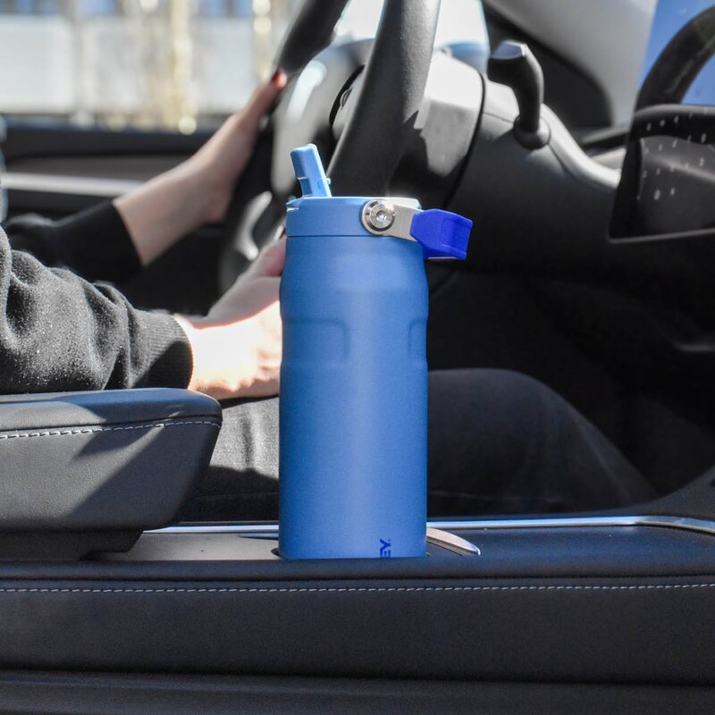 Stanley IceFlow Flip Straw 2.0 termoflaske 0,7L blue sky