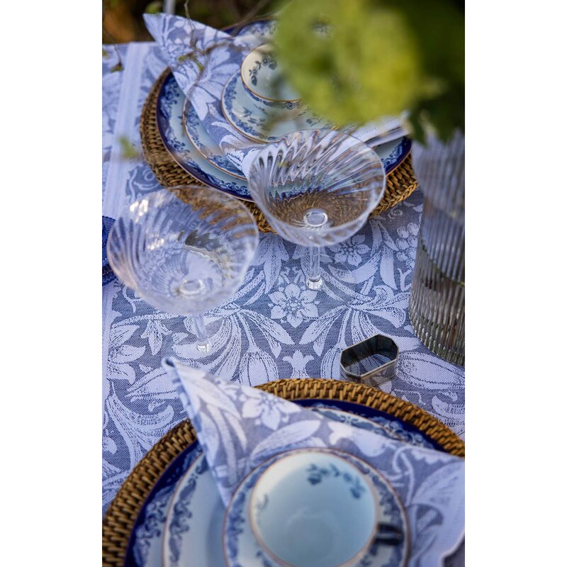 Ekelund William Morris Sunflower duk 150x150 cm mørk blå