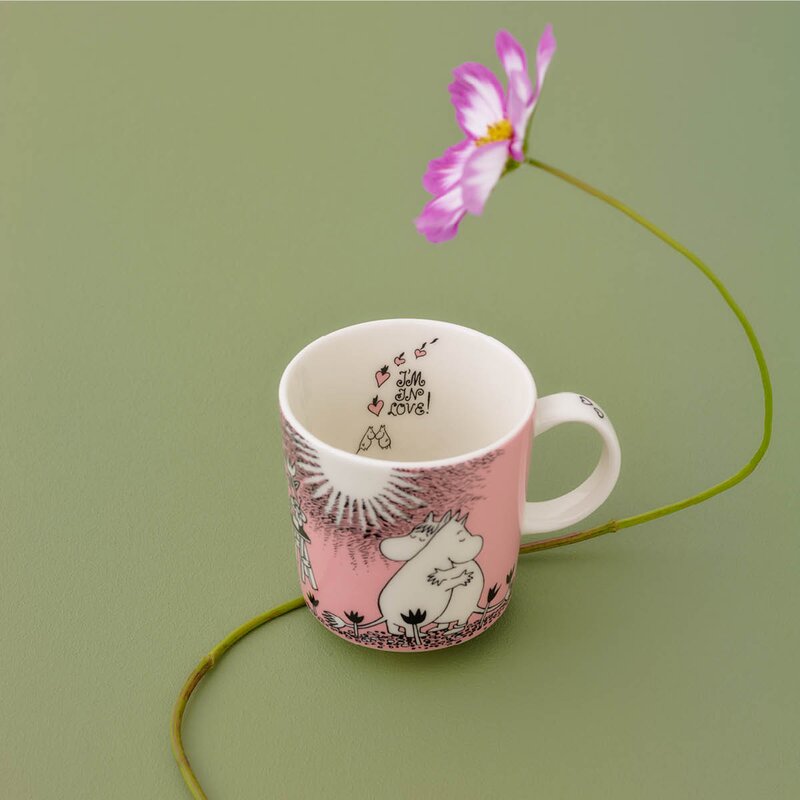 MoominArabia Mummi servisesett kopp og asjett Kjærlighet rosa