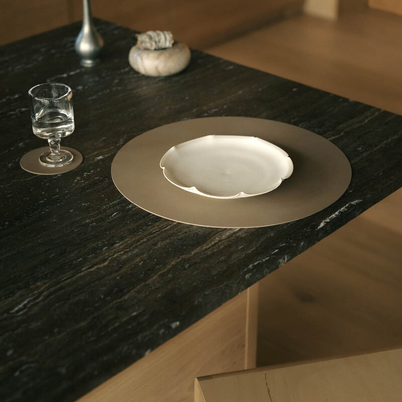 LIND DNA Circle Nupo bordbrikke 38 cm Clay Brown