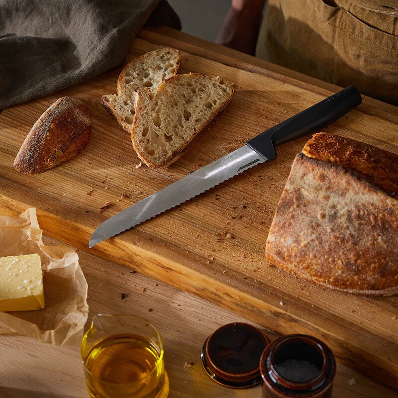 Fiskars Hard Edge brødkniv