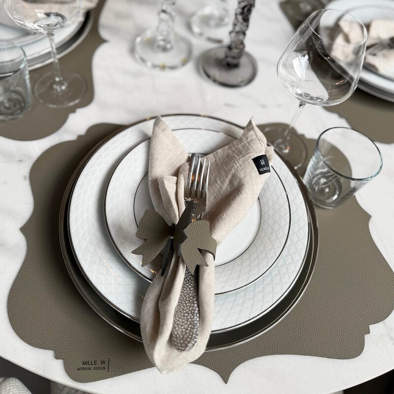 MiLLE W NORDISK DESIGN Vintage bordbrikke 44x35 cm grå