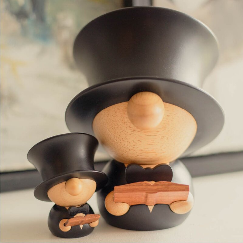 FableWood H.C. Andersen XXL trefigur 17 cm svart/gummitre/sapele