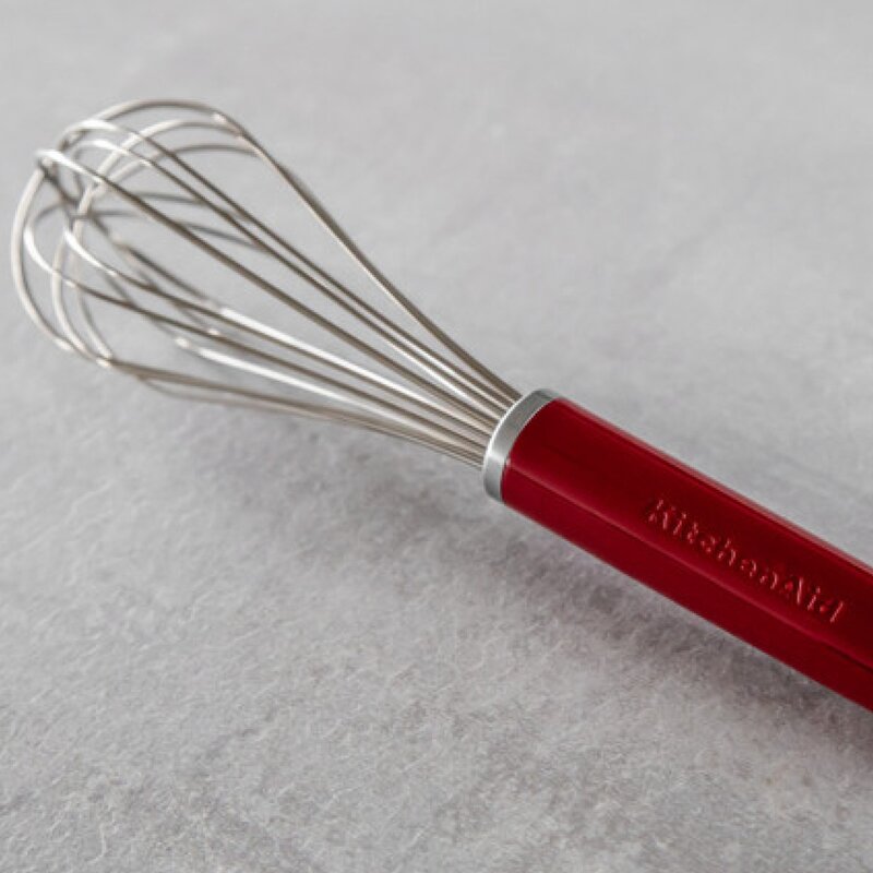 KitchenAid Core ballongvisp rustfritt stål 27,5 cm empire red