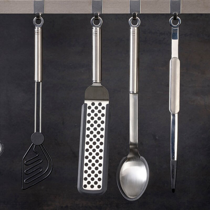 Rösle Stekespade med hull og knekk 32 cm rustfritt stål/silikon
