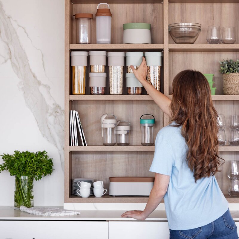 Lékué Flip Storage oppbevaringsboks M med lokk beige