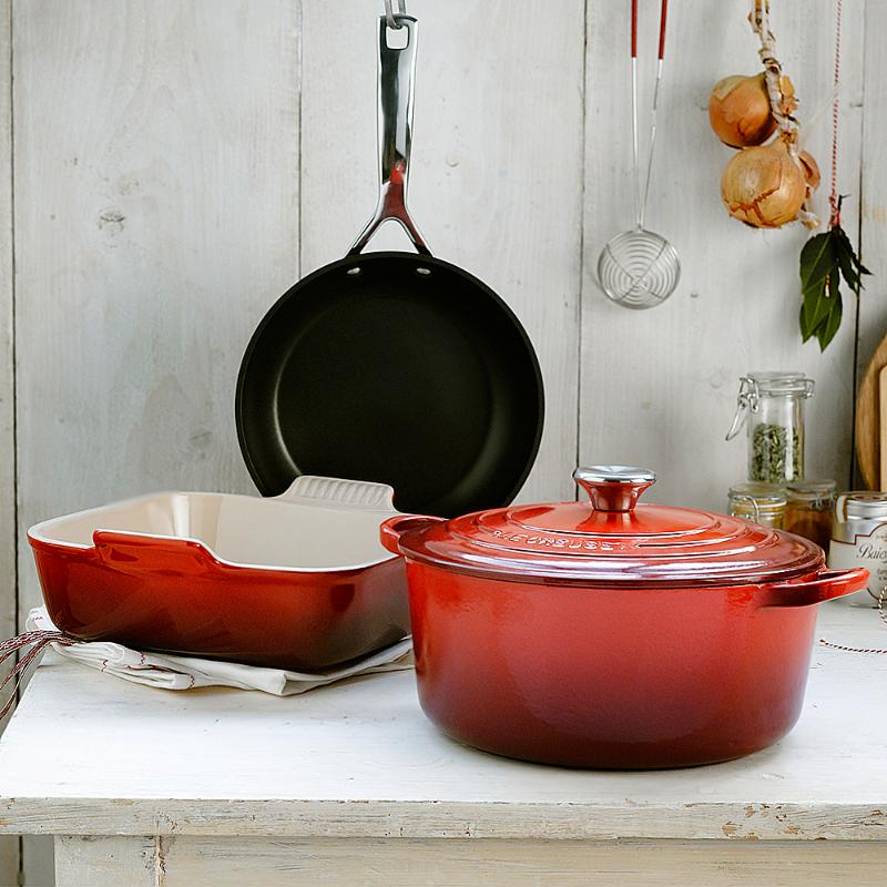 Le Creuset Signature støpejernsgryte rund 28 cm 6,7L cerise