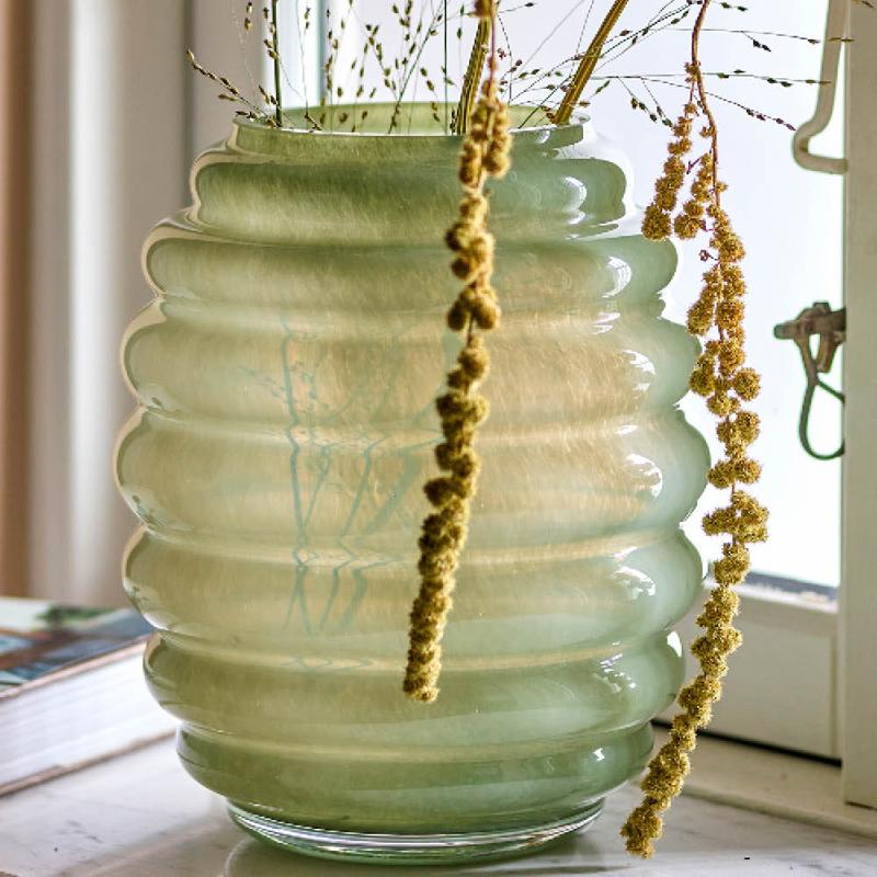 Bloomingville Saihah vase 24 cm grønn