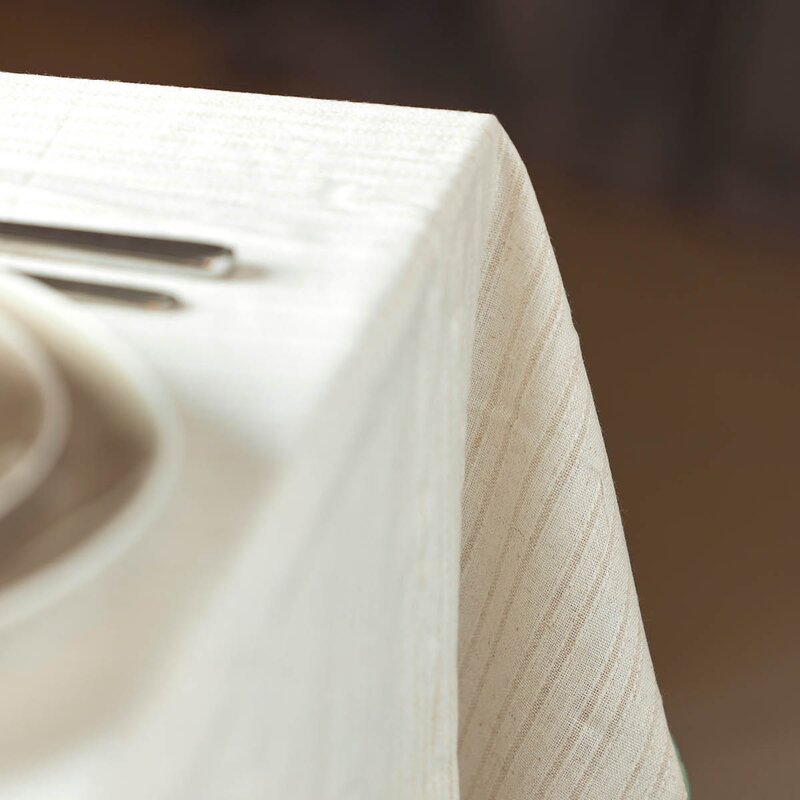 Holmen Savanna duk 145x220 cm grønn