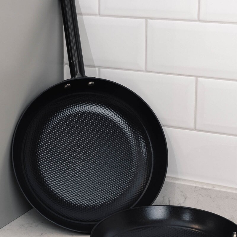 Vargen & Thor Aska støpejernspanne 28 cm svart