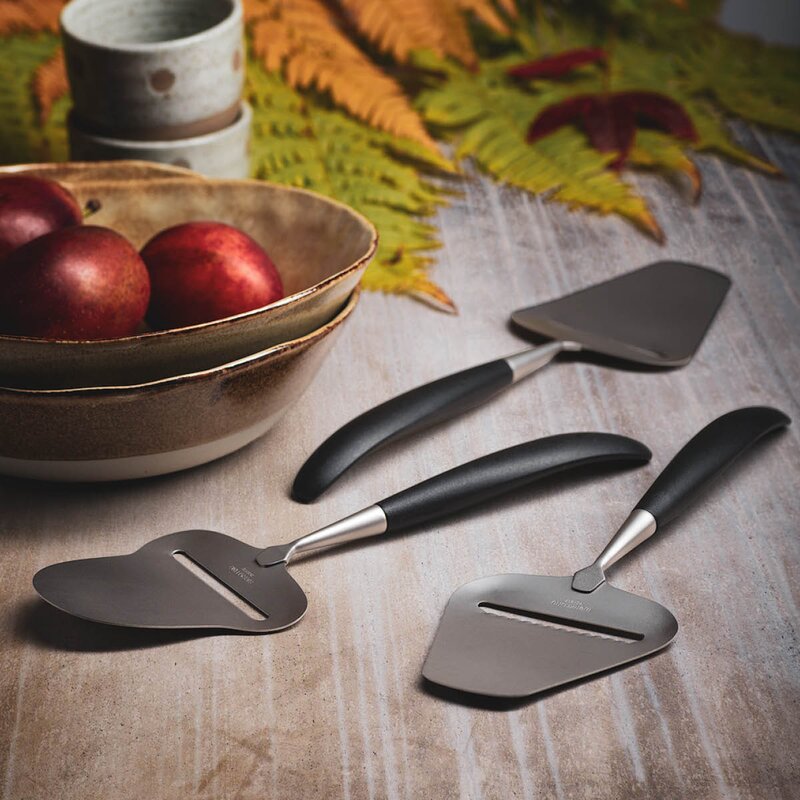 Bjørklund Amitto ostehøvel 23 cm svart