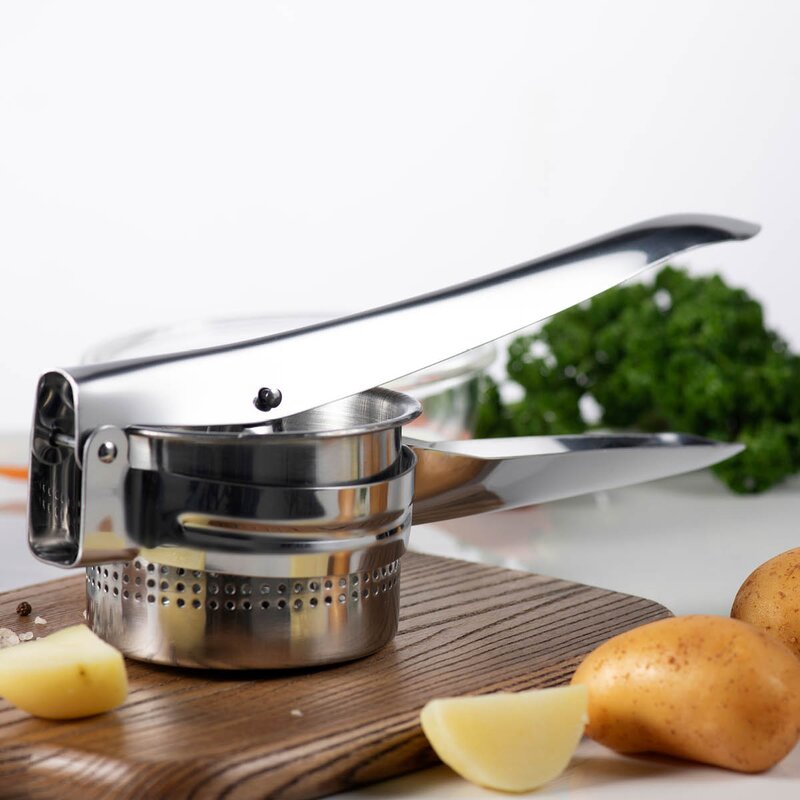 Modern House Kitchen Things potetmoser 27 cm børstet stål
