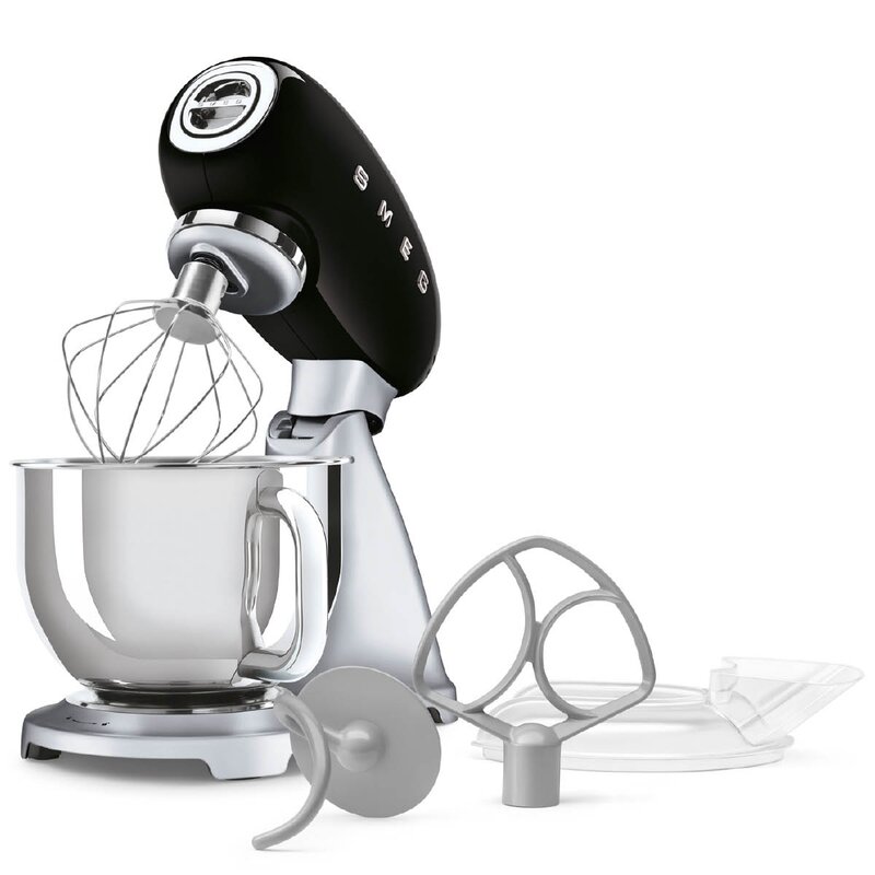 SMEG Kjøkkenmaskin SMF04 4,8L svart