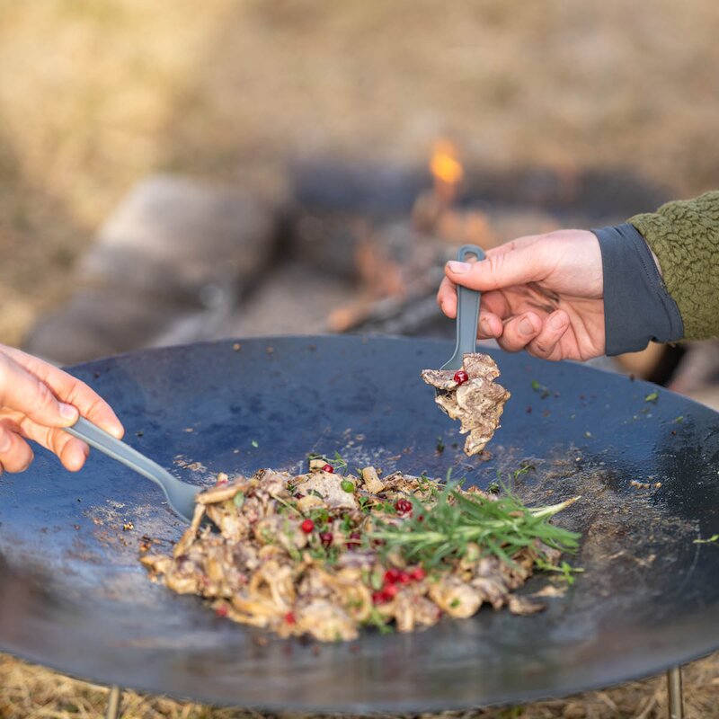 Hällmark of Sweden Stekehelle 58 cm svart