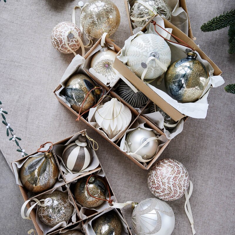 Lene Bjerre Hevig juletrepynt 8 cm benhvit