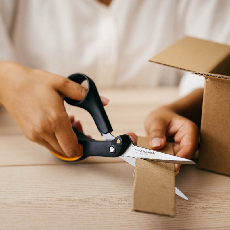 Fiskars Amplify saks 21 cm