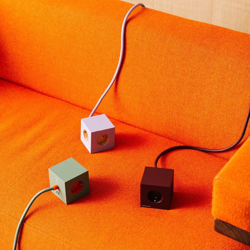 Avolt Square 1 Bauhaus Archiv USB-C kabel 1,8 m Lavender Glow