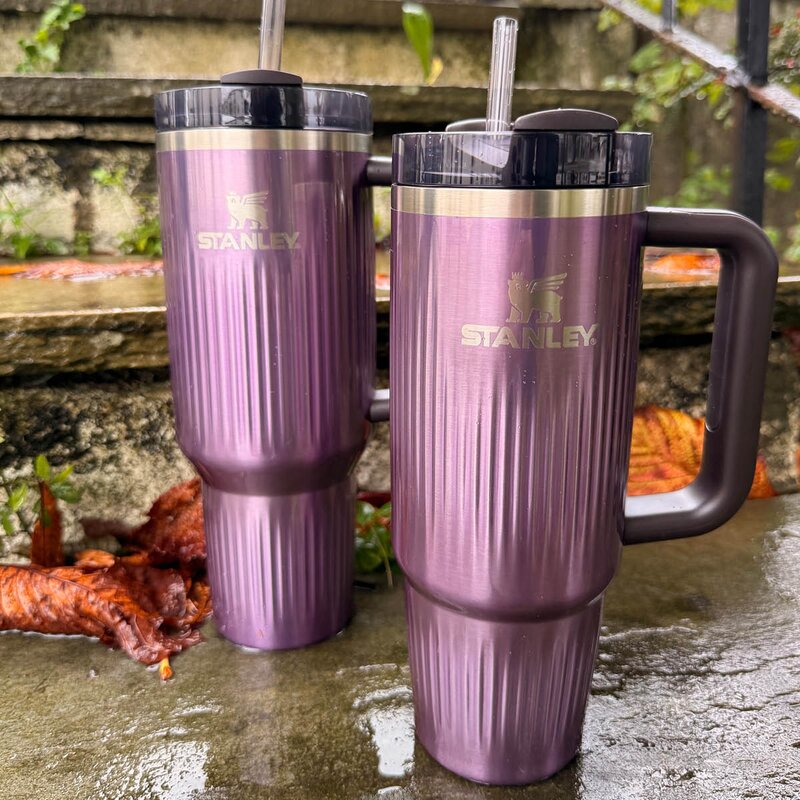 Stanley Quencher termoflaske 0,89L wistera shine