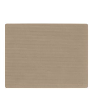 LIND DNA Square Corduroy spisebrikke 35x45 cm clay brown