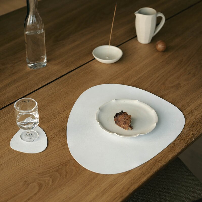 LIND DNA Curve Nupo spisebrikke 37x44 cm Pure White