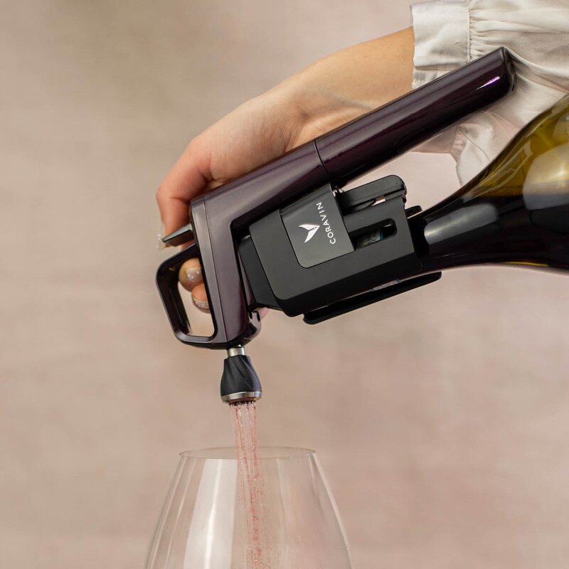 Coravin Timeless Six+ vinsystem i koffert 12 deler rød