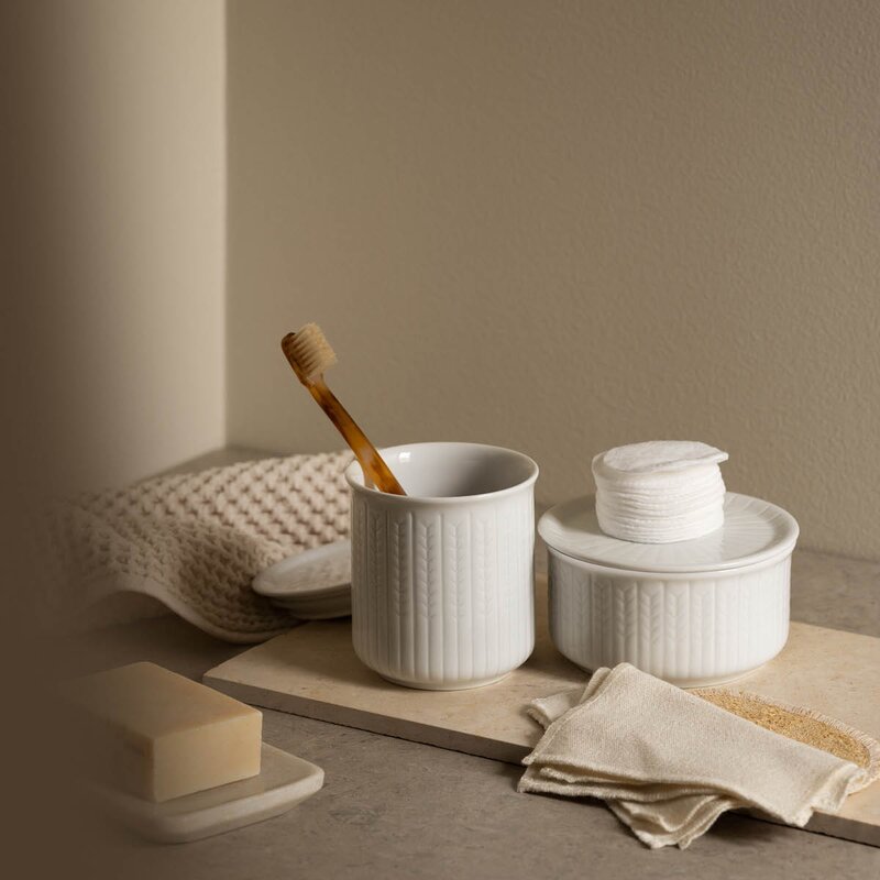 Rörstrand  Swedish Grace lav krukke S 0,3L snø/hvit