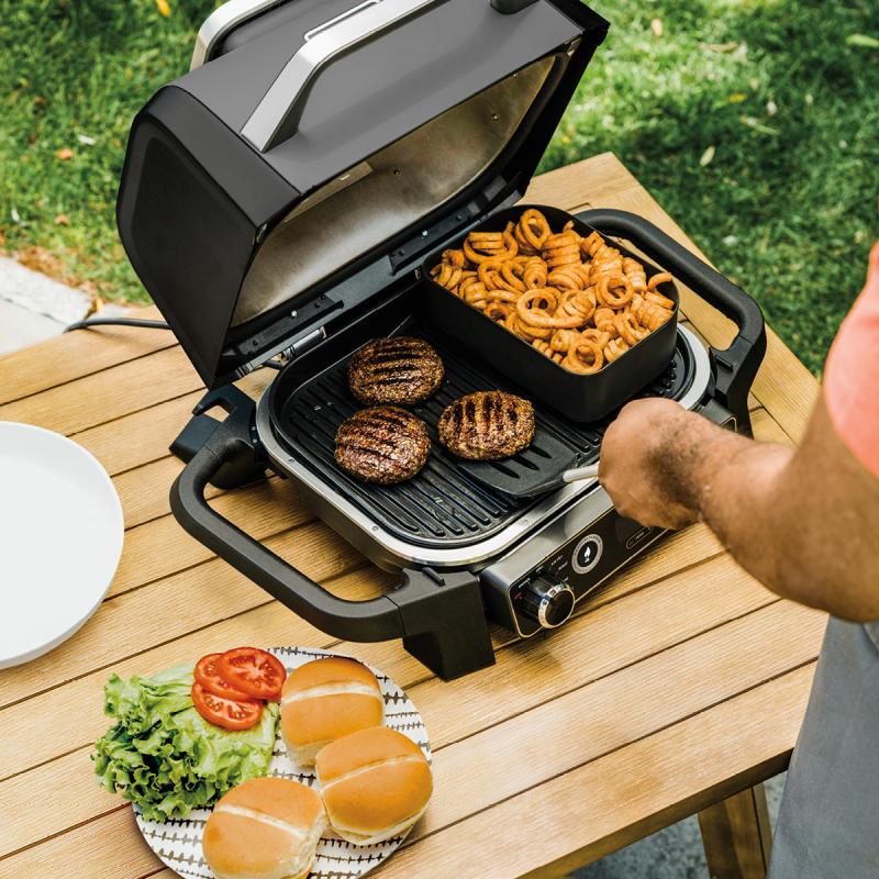 Ninja Woodfire utendørs elektrisk grill 7-in-1 2400W