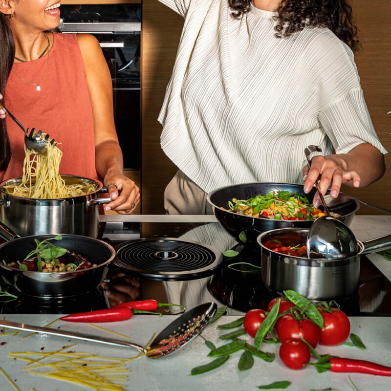 Rösle PureElements wok 28 cm rustfritt stål/svart